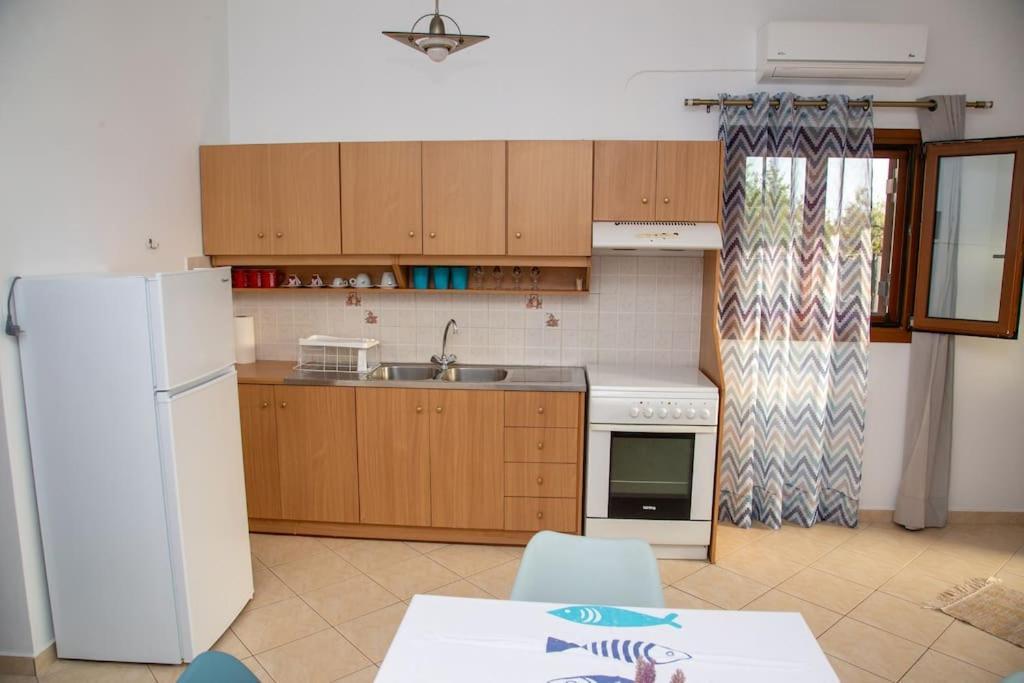 Εξοχη Και Θαλασσα Apartment Makriyialós Luaran gambar